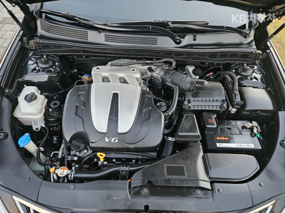 Hyundai Grandeur — miniaturë 21