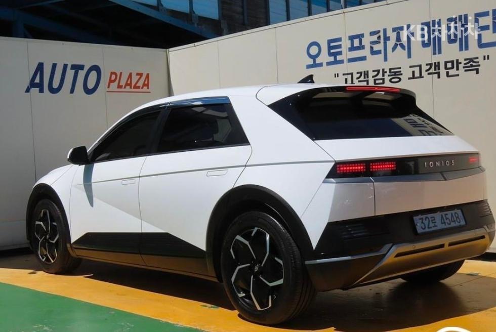 Hyundai IONIQ 5 LONG RANGE — фото 3