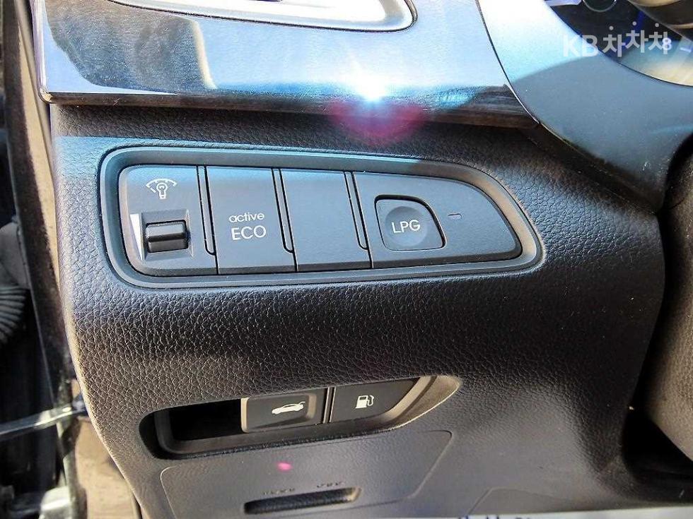Hyundai Grandeur — miniaturë 12