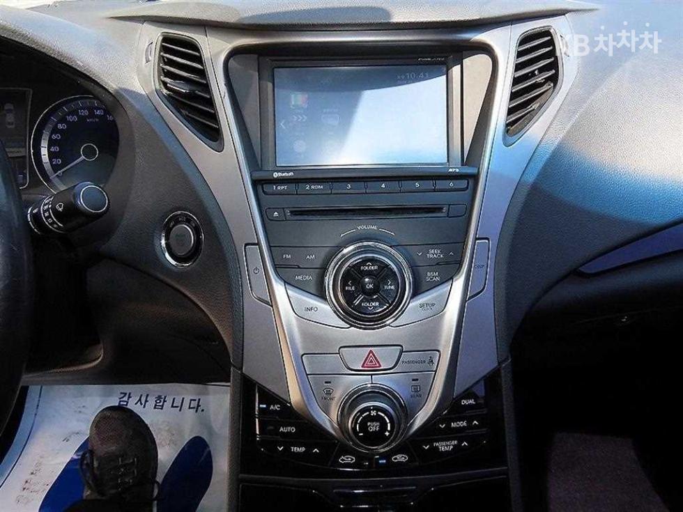 Hyundai Grandeur — miniaturë 13