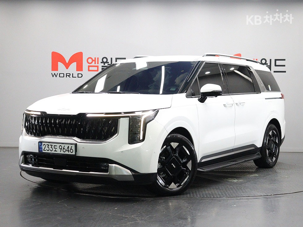 Kia Carnival SIGNATURE — фото 1