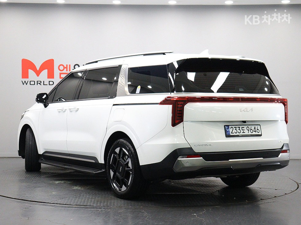 Kia Carnival SIGNATURE — фото 4