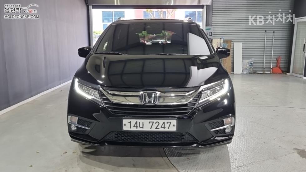 Honda Odyssey — miniaturë 3
