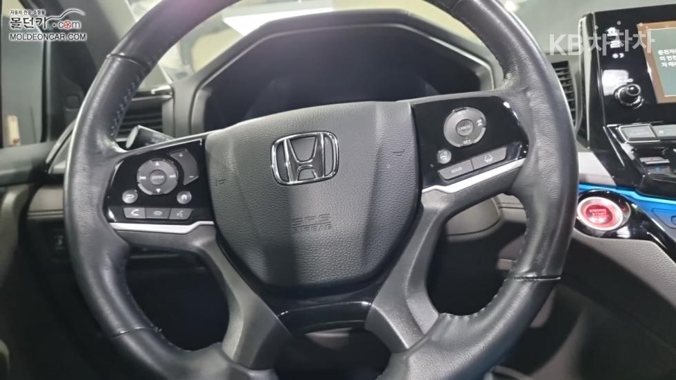 Honda Odyssey — miniaturë 11