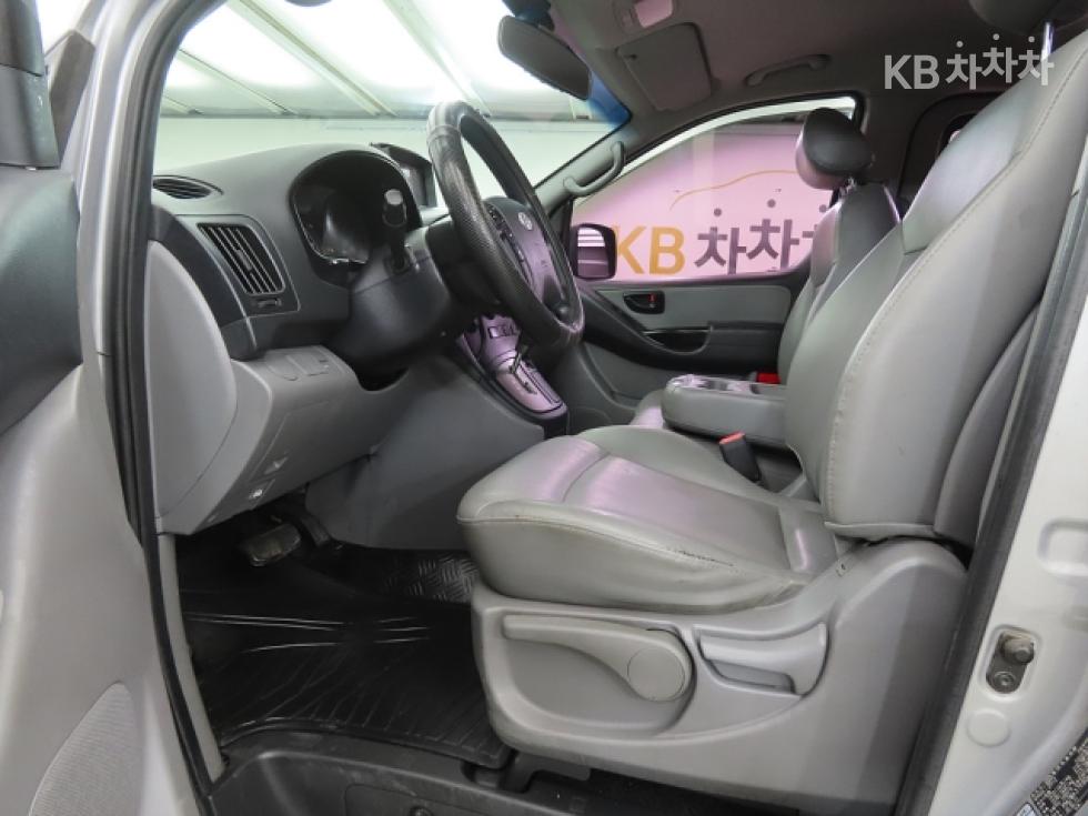 Hyundai Starex — miniaturë 5