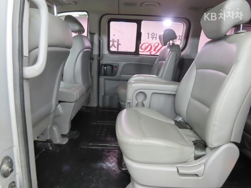Hyundai Starex — miniaturë 6