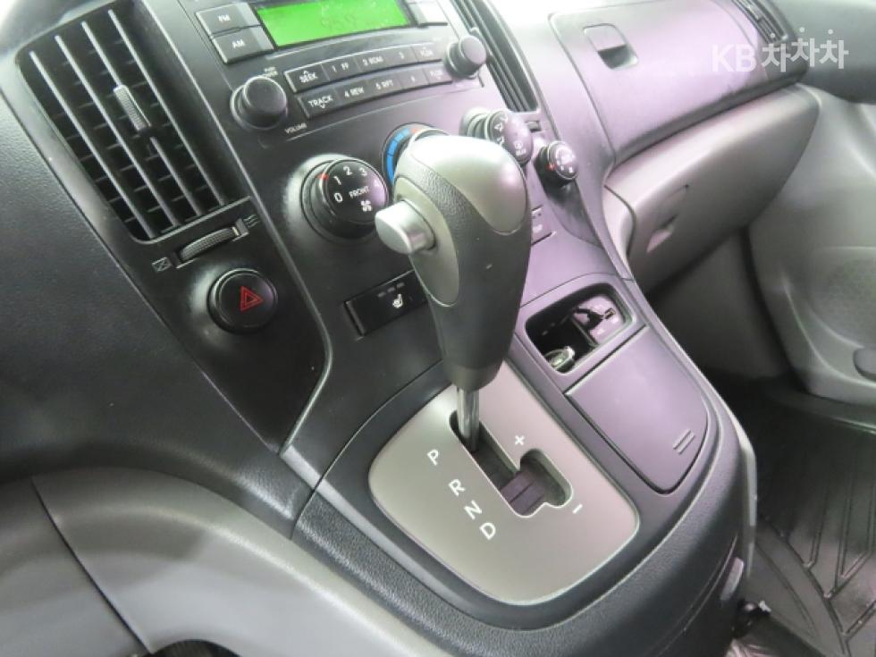 Hyundai Starex — miniaturë 12