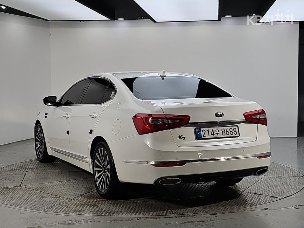 Kia K7 — miniaturë 3