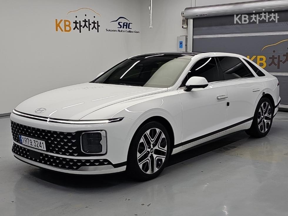 Hyundai Grandeur EXCLUSIVE — фото 1