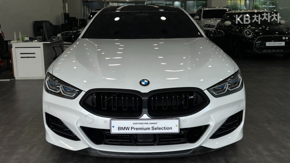 BMW 8er — miniaturë 2