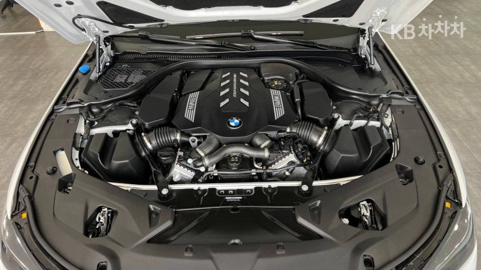 BMW 8er — miniaturë 6