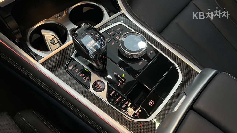BMW 8er — miniaturë 13