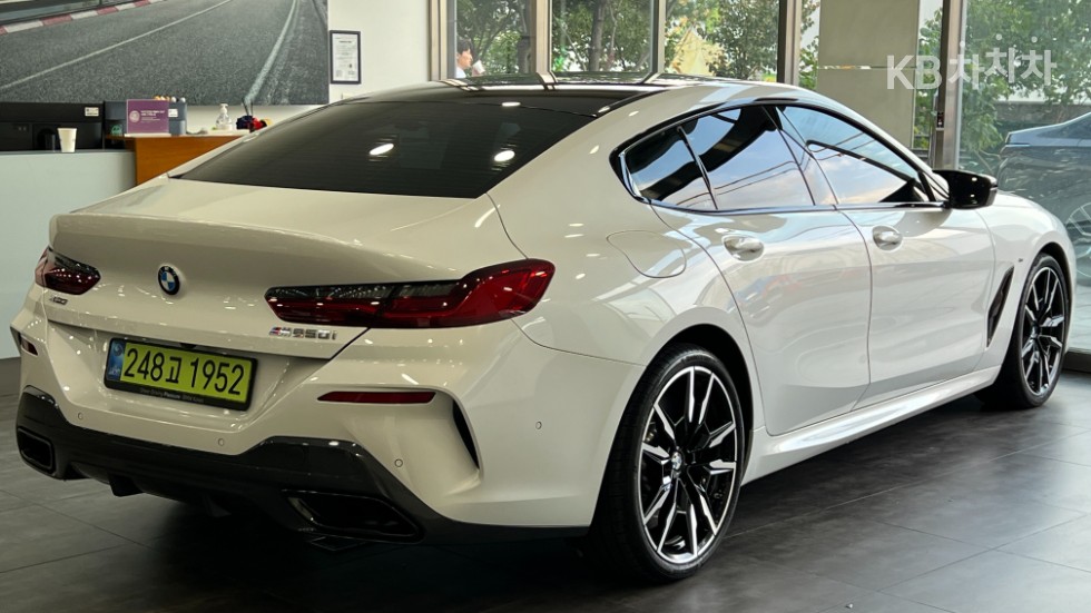 BMW 8er — miniaturë 4