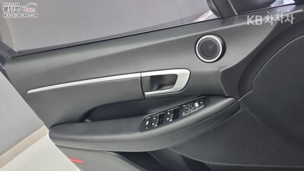 Hyundai Sonata — miniaturë 17