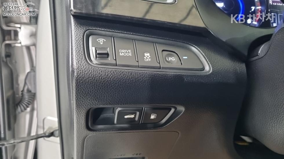 Hyundai Grandeur — miniaturë 16