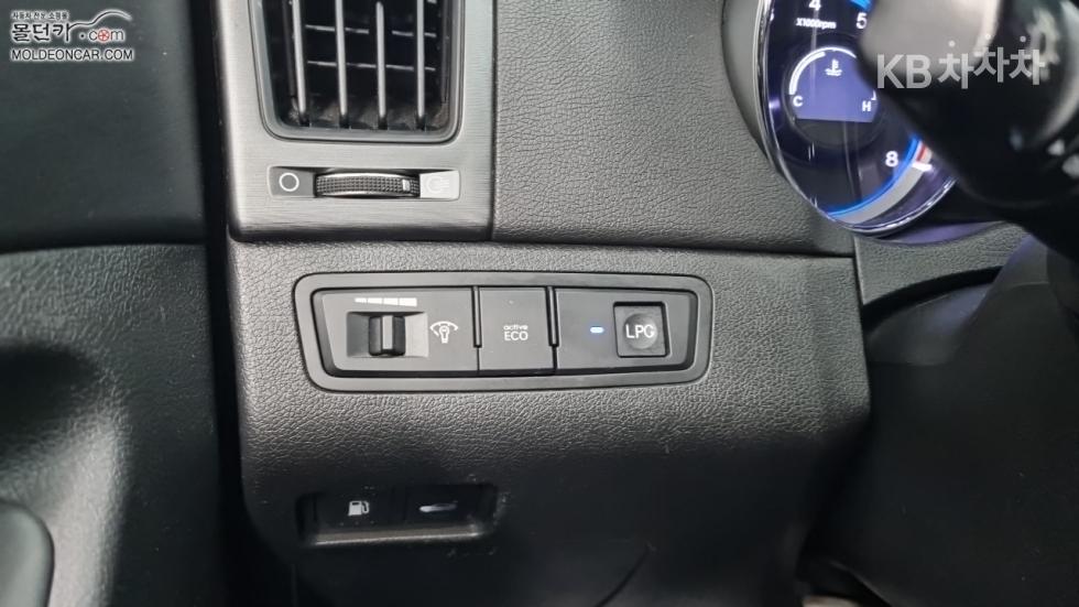 Hyundai Sonata — miniaturë 15