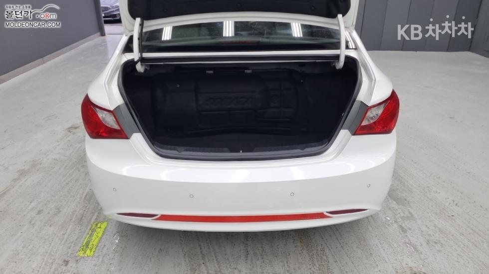 Hyundai Sonata — miniaturë 18