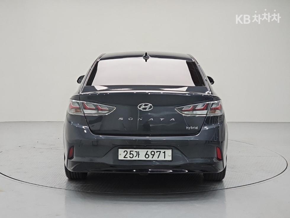Hyundai Sonata Premium Special — фото 3
