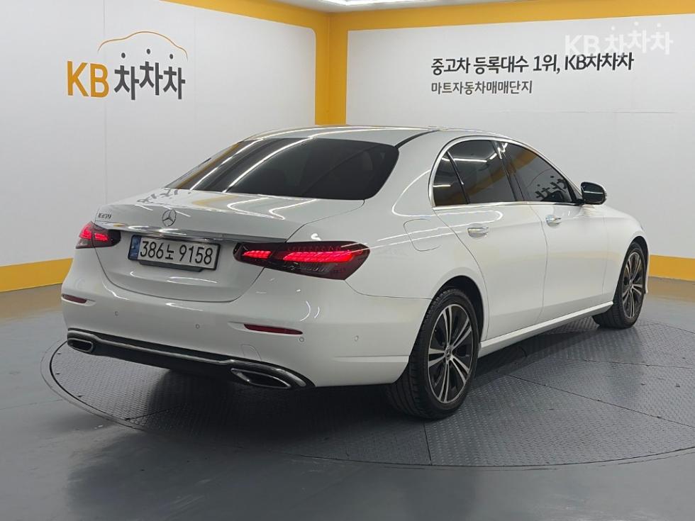 Mercedes-Benz E-Class BlueTEC Avantgarde W212 (14~) — фото 4