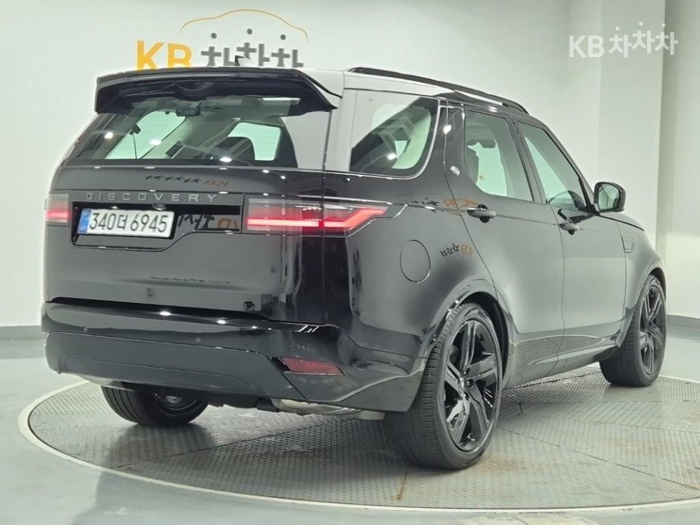 Land Rover Discovery Dynamic HSE — фото 3