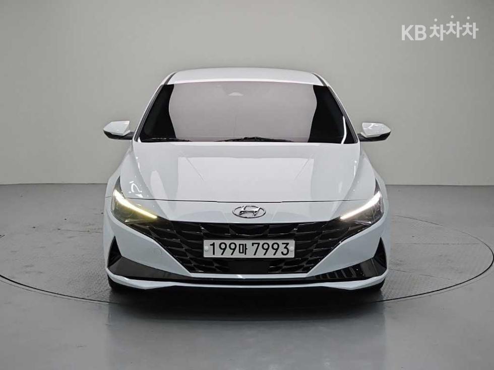 Hyundai Avante Smart — фото 2