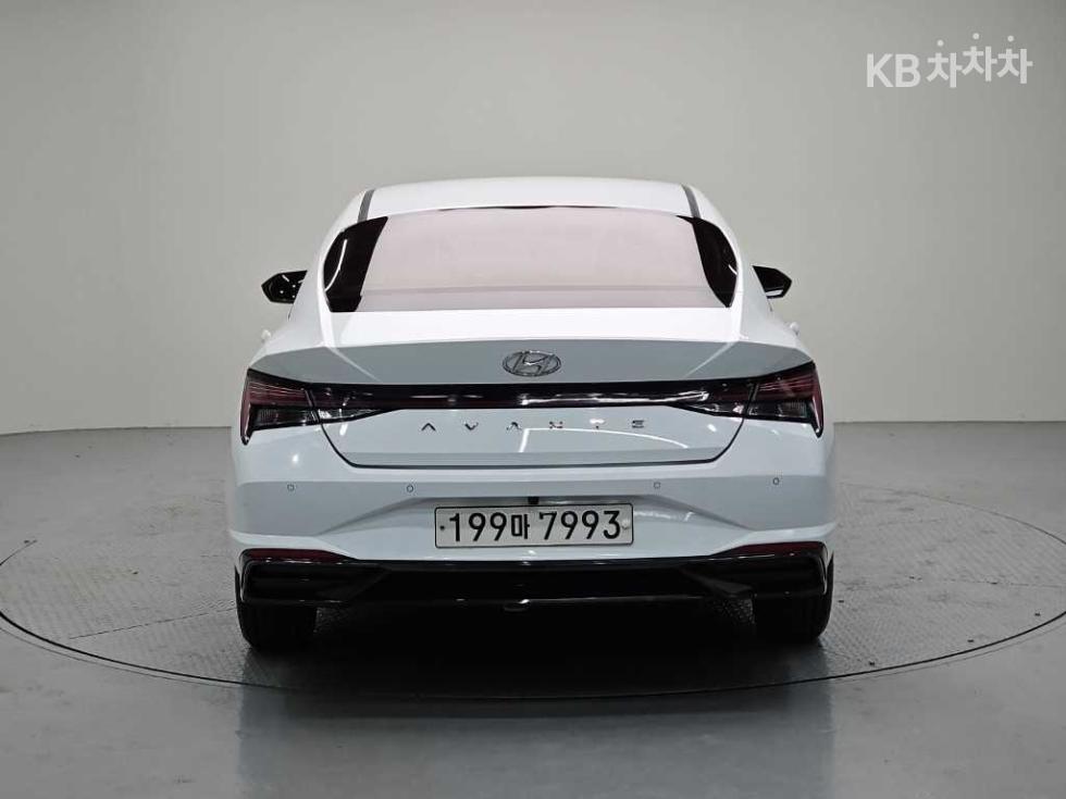 Hyundai Avante Smart — фото 3