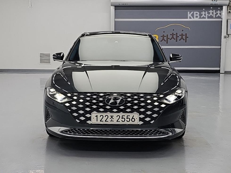 Hyundai Grandeur CALLIGRAPHY — фото 2