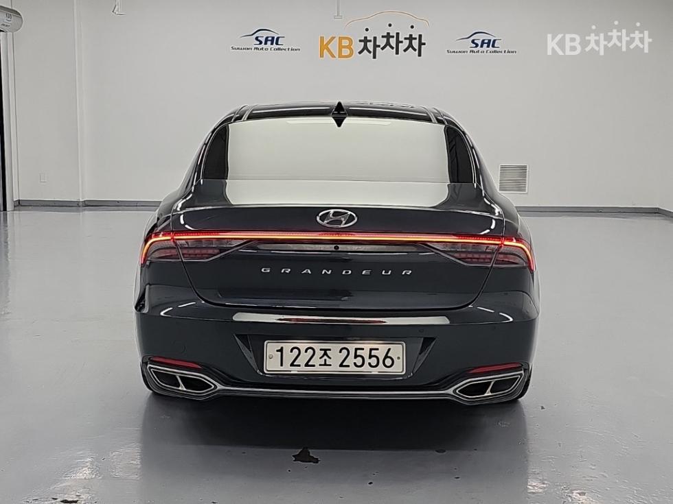 Hyundai Grandeur CALLIGRAPHY — фото 3