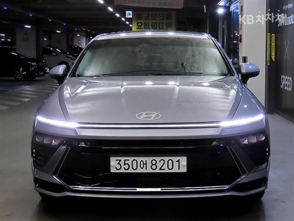 Hyundai Sonata BASE MODEL — фото 2