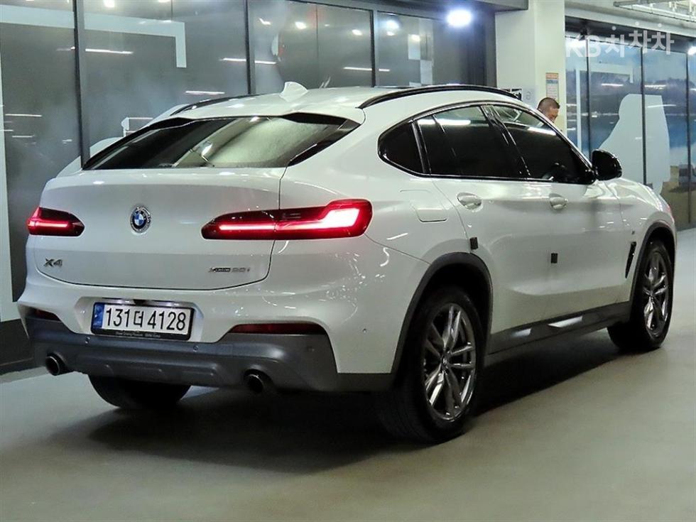 BMW X4 M Sport X — фото 4