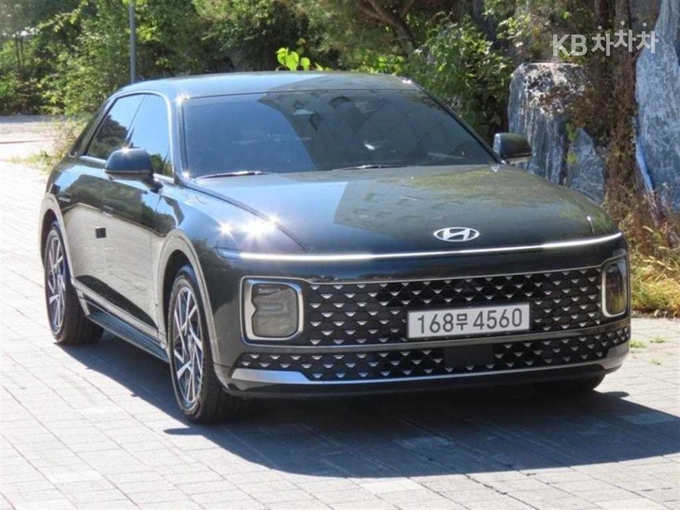 Hyundai Grandeur Premium — фото 2