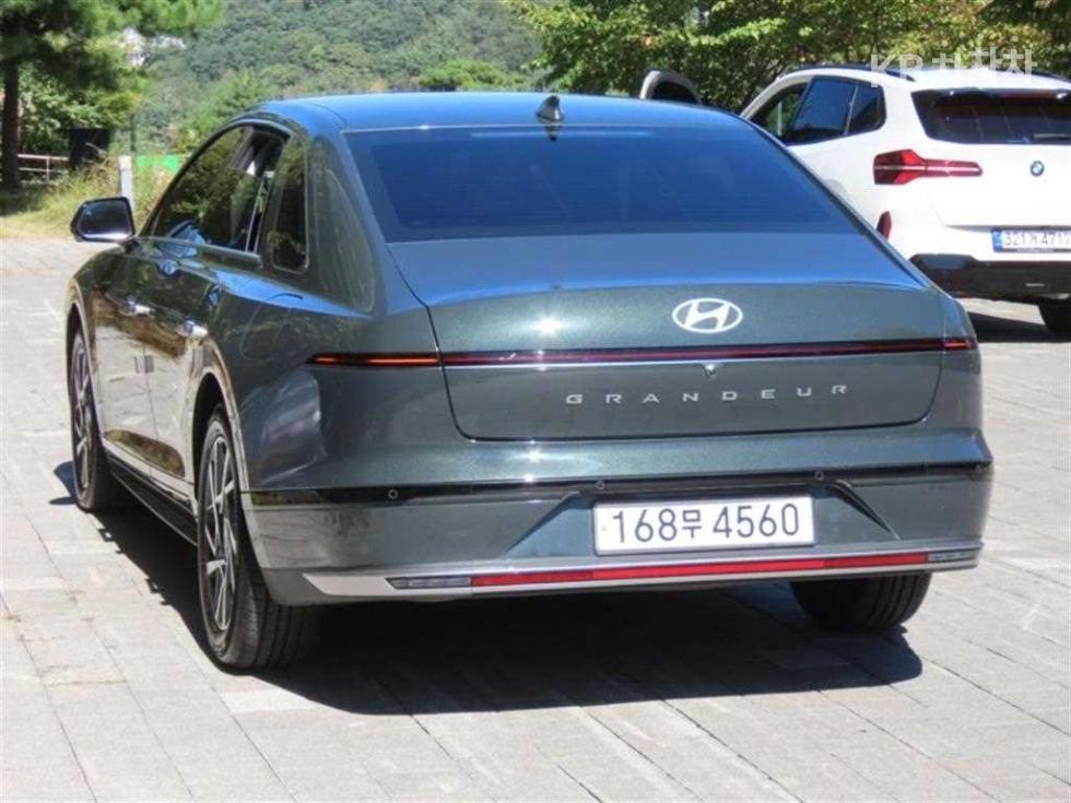 Hyundai Grandeur Premium — фото 4
