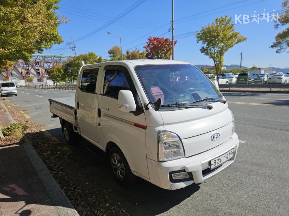 Hyundai Premium — фото 3