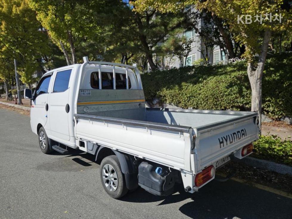 Hyundai Premium — фото 4