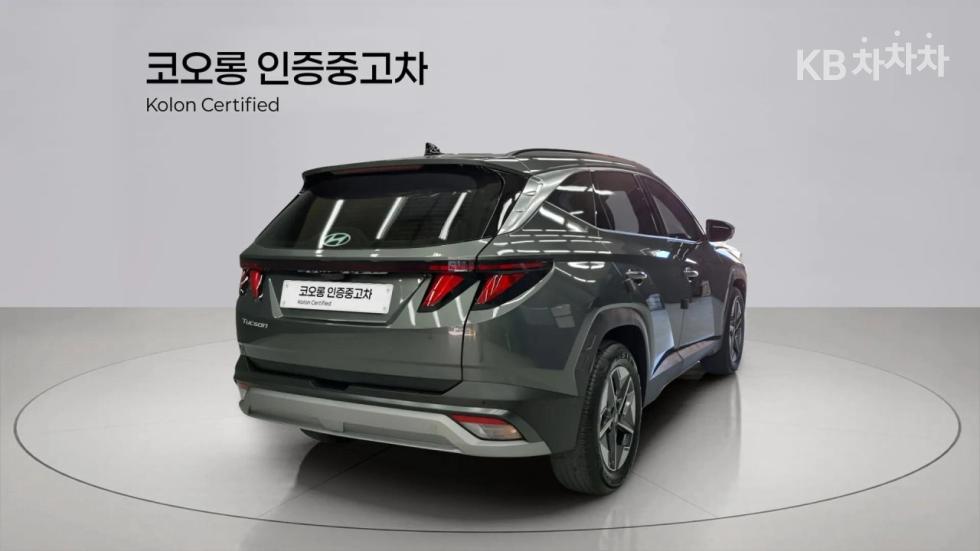 Hyundai Premium — фото 2