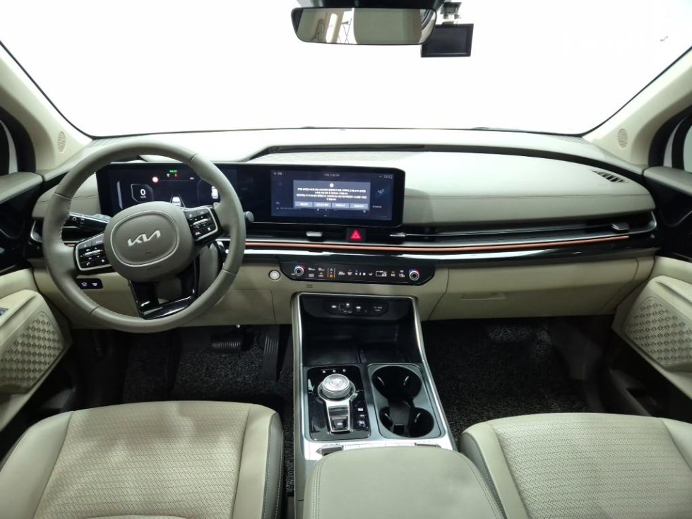 Kia Carnival — miniaturë 7
