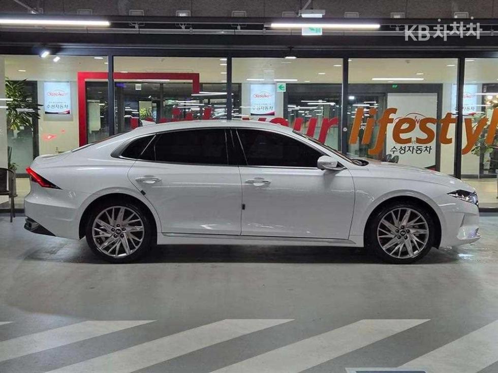 Hyundai Grandeur CALLIGRAPHY — фото 2
