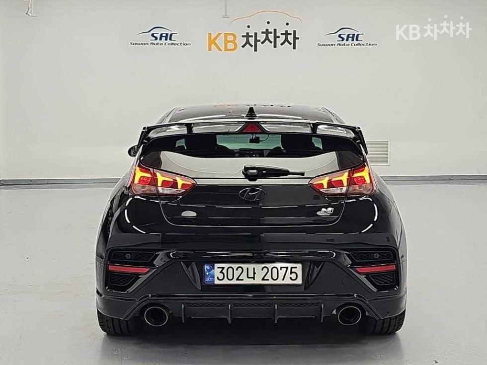 Hyundai Veloster — фото 3