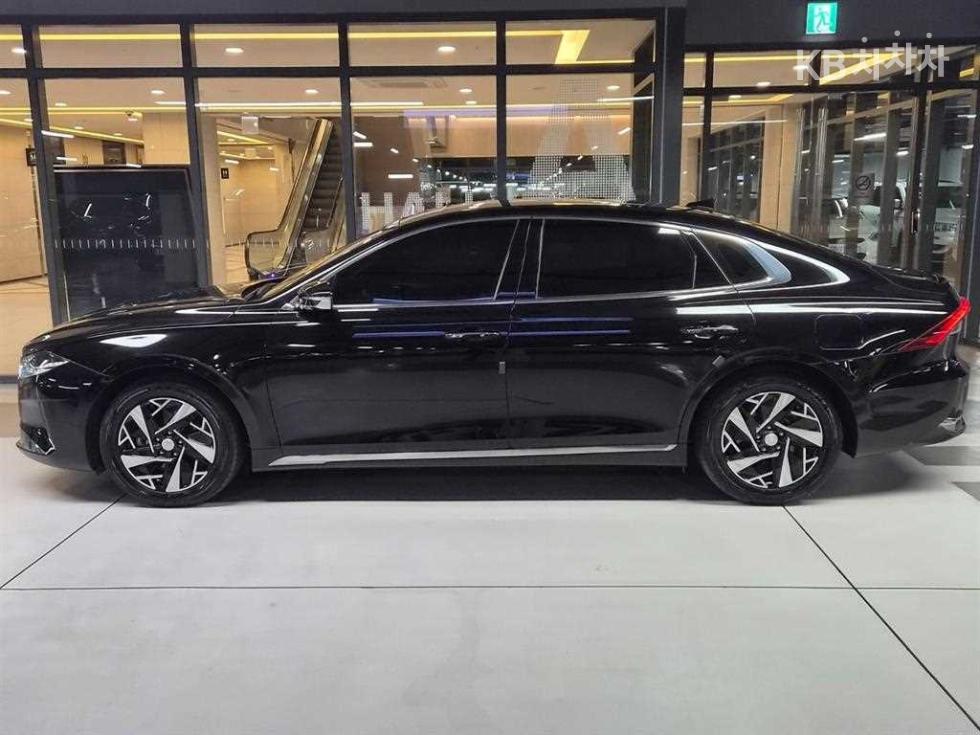 Hyundai Grandeur Premium — фото 3