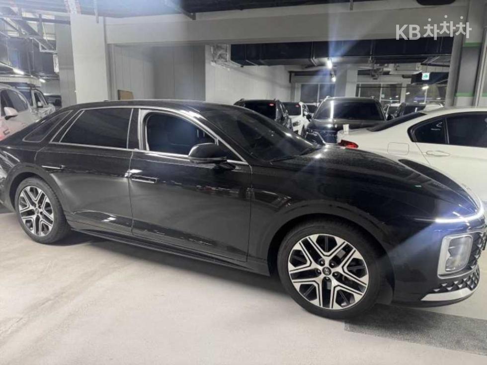Hyundai Grandeur EXCLUSIVE — фото 2