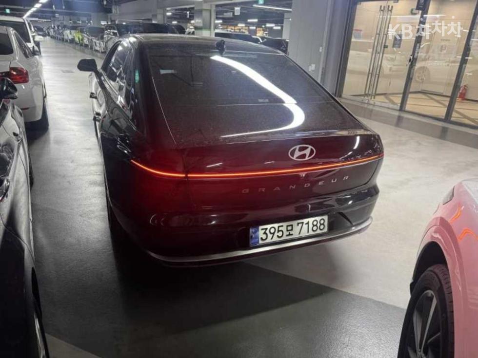 Hyundai Grandeur EXCLUSIVE — фото 3