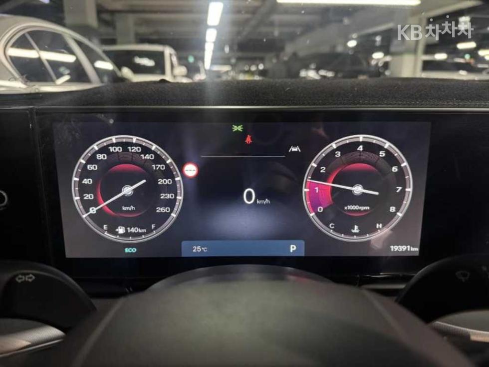 Hyundai Grandeur EXCLUSIVE — фото 4