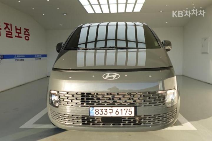 Hyundai Staria 3.5 LPG 카고 3 모던 — foto 1