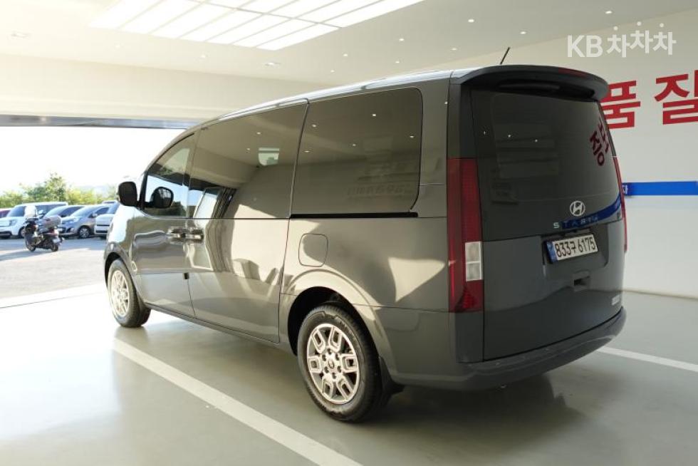 Hyundai Staria — miniaturë 5