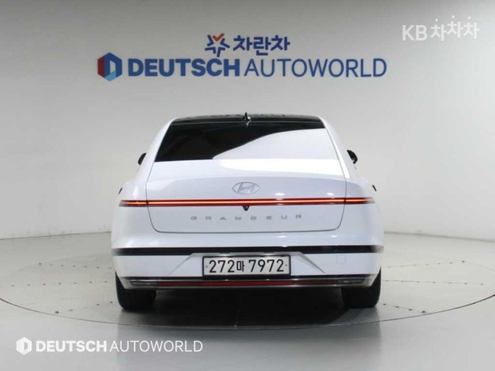 Hyundai Grandeur CALLIGRAPHY — фото 4