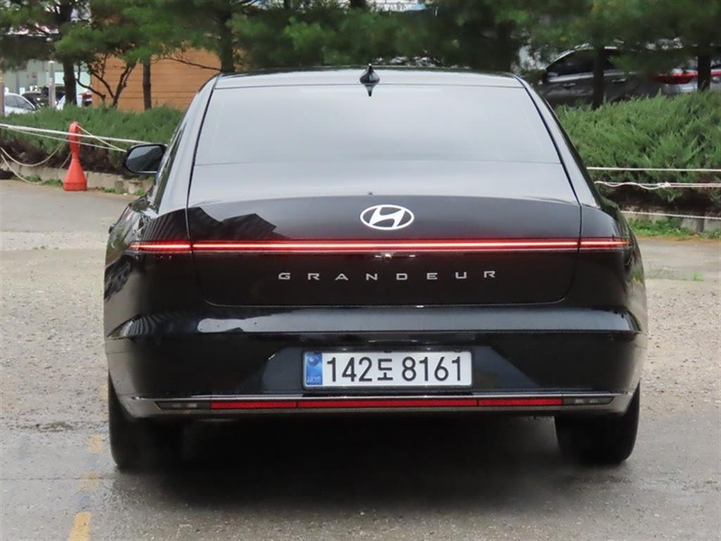 Hyundai Grandeur CALLIGRAPHY — фото 4