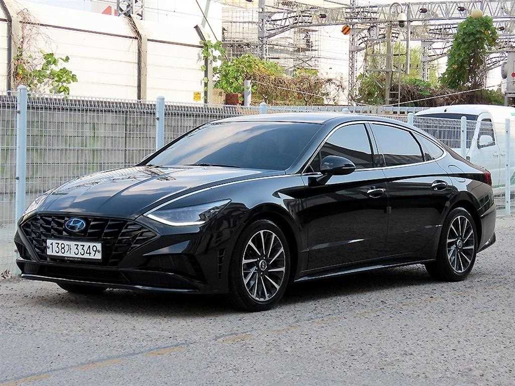 Hyundai Sonata INSPIRATION — фото 2