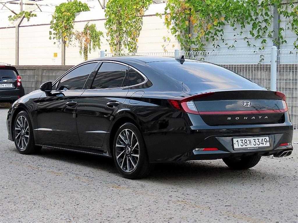 Hyundai Sonata INSPIRATION — фото 3