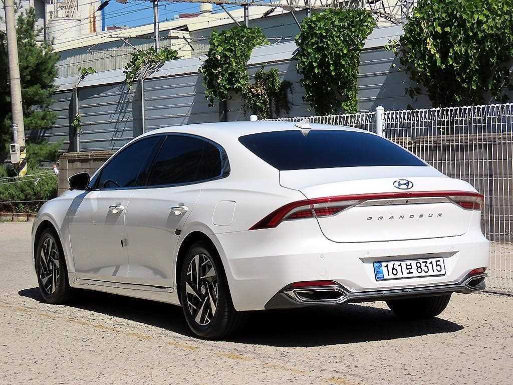 Hyundai Grandeur EXCLUSIVE — фото 3