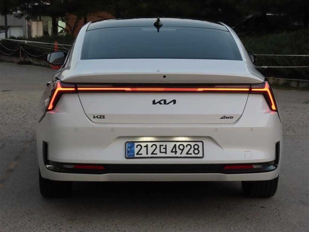 Kia K8 Signature — фото 4